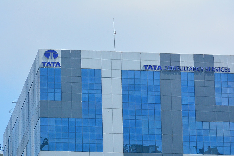 g_107899_tata_bg_280x210.jpg g_107899_tata_bg_280x210.jpg