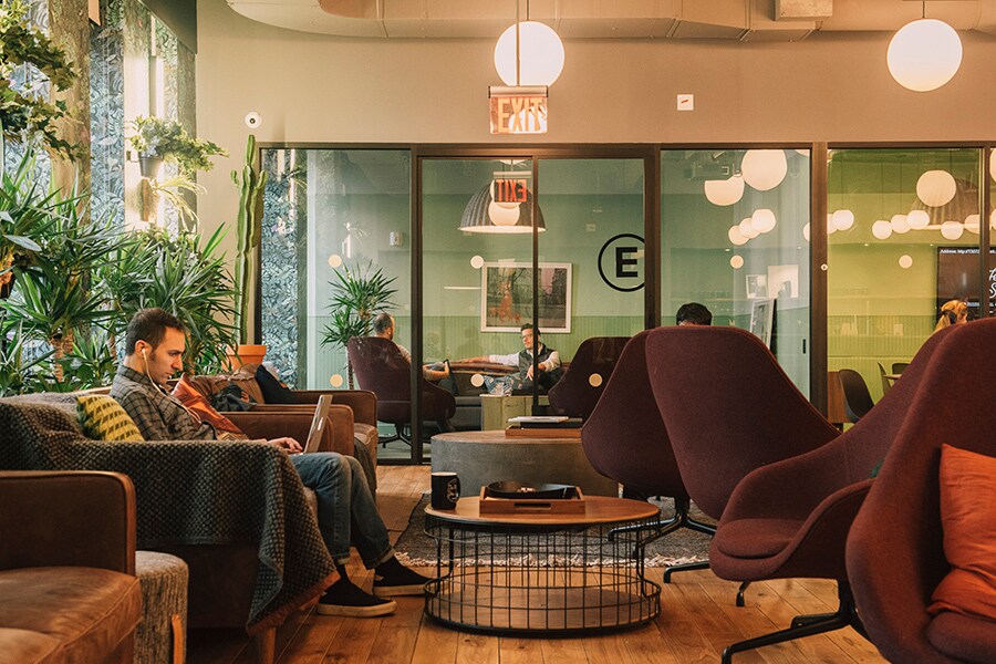 g_120471_bg_weworkipo_280x210.jpg g_120471_bg_weworkipo_280x210.jpg