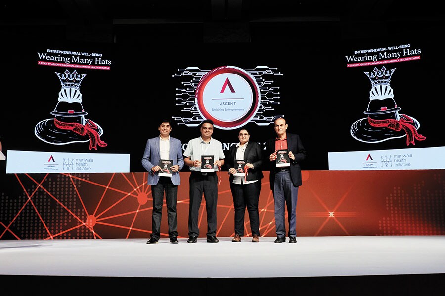 g_124555_ascent_conclave_280x210.jpg g_124555_ascent_conclave_280x210.jpg