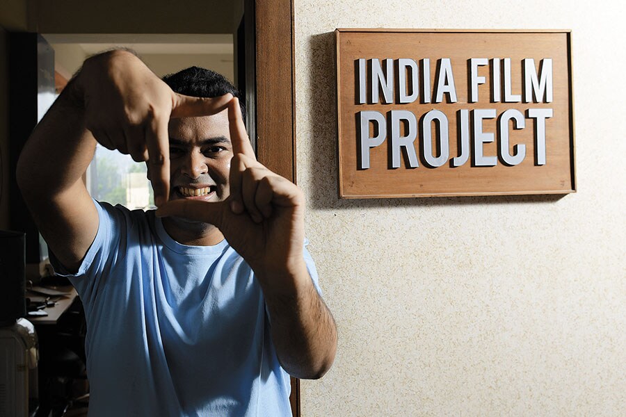 g_125633_ritambhatnagar_mb_280x210.jpg g_125633_ritambhatnagar_mb_280x210.jpg