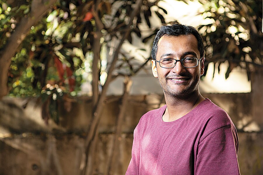 g_113849_kabeer_biswas_selva_280x210.jpg g_113849_kabeer_biswas_selva_280x210.jpg