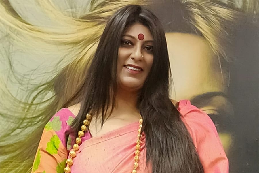 g_114167_anusha_bg_280x210.jpg g_114167_anusha_bg_280x210.jpg