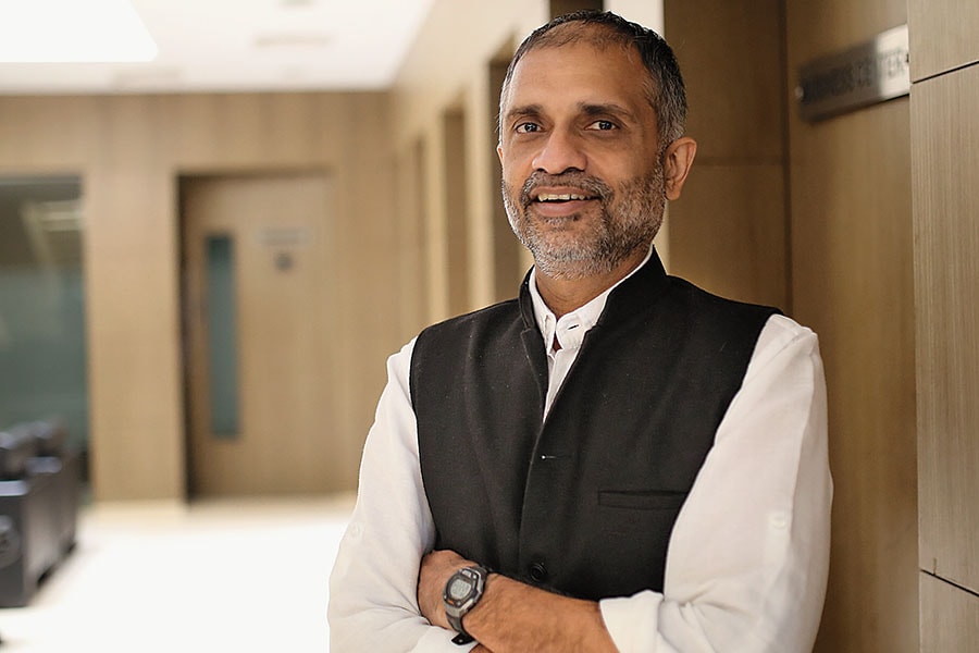 g_124185_anurag_behar_280x210.jpg g_124185_anurag_behar_280x210.jpg