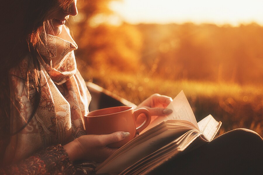 reading_735521536_bg reading_735521536_bg