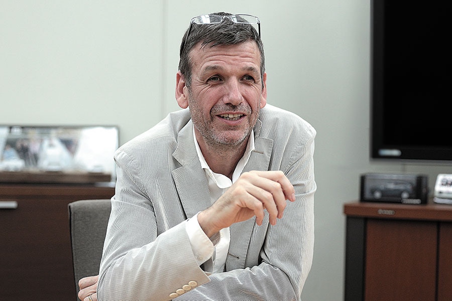 1b.opening_simon humphries photo 06 1b.opening_simon humphries photo 06