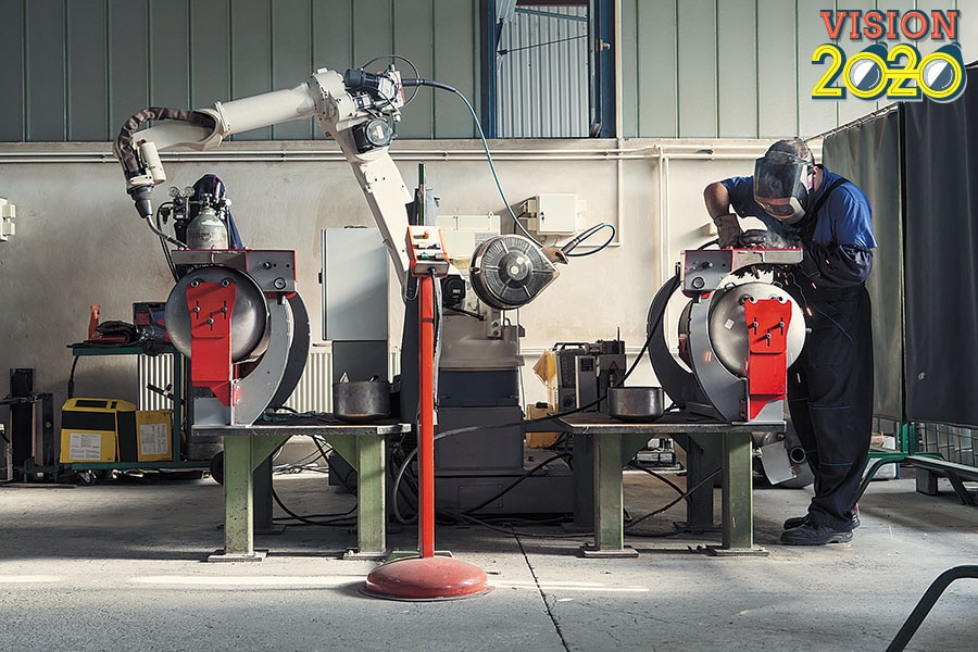 g_126405_man_and_robotic_280x210.jpg g_126405_man_and_robotic_280x210.jpg