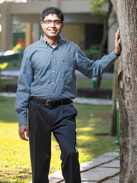 g_126625_biplab_adhya_280x210.jpg g_126625_biplab_adhya_280x210.jpg