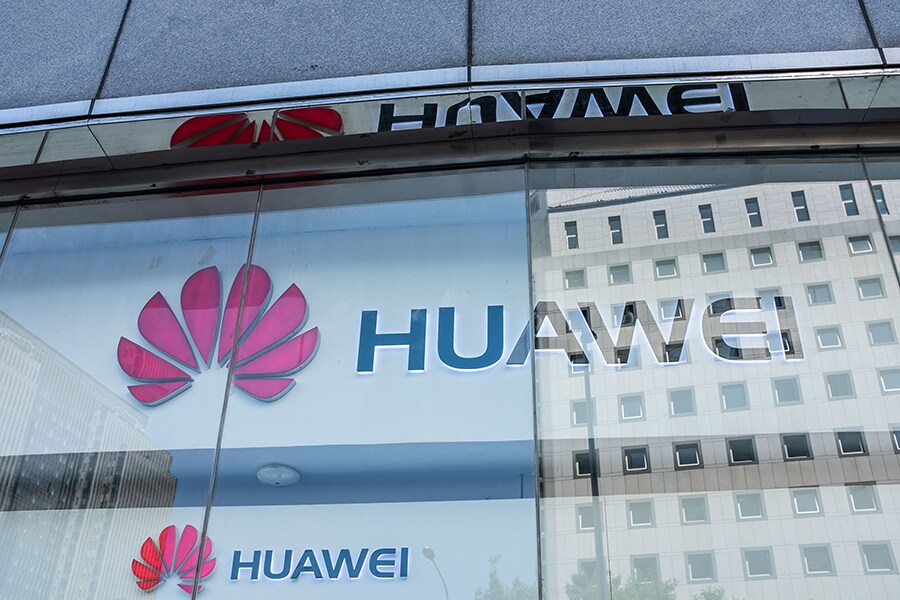 bg_britain huawei ban bg_britain huawei ban