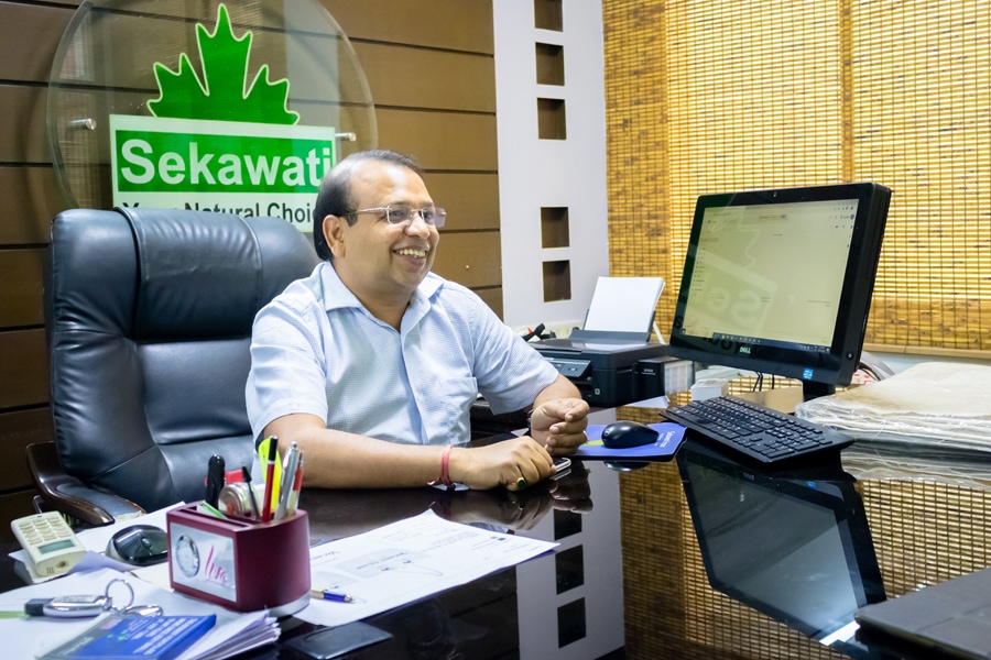 dinesh gupta 900x600px dinesh gupta 900x600px