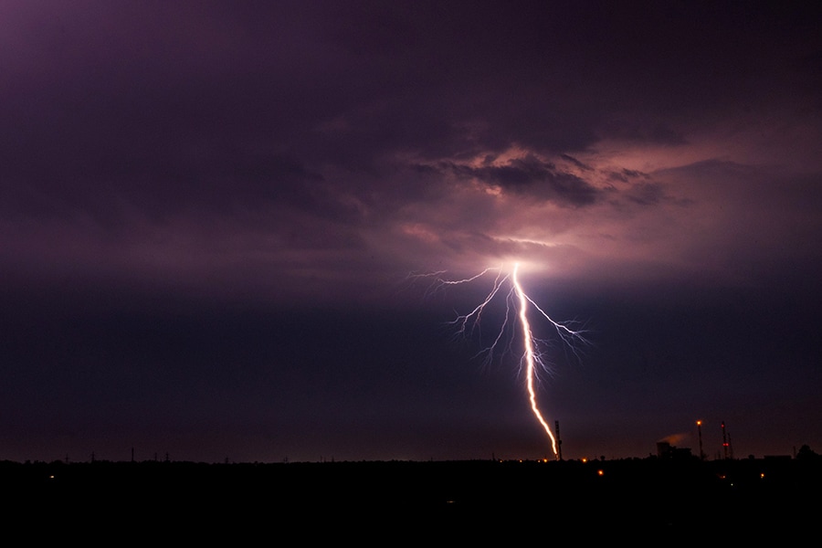lightning_bg lightning_bg