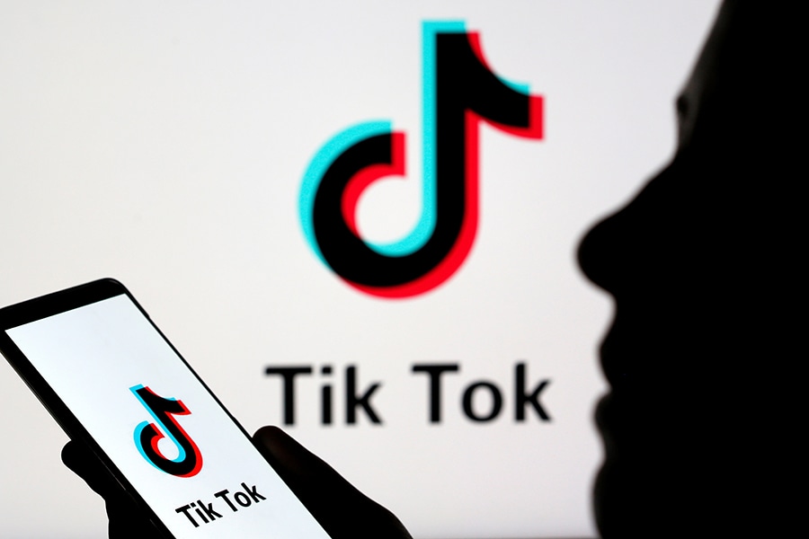 tiktok_bg tiktok_bg