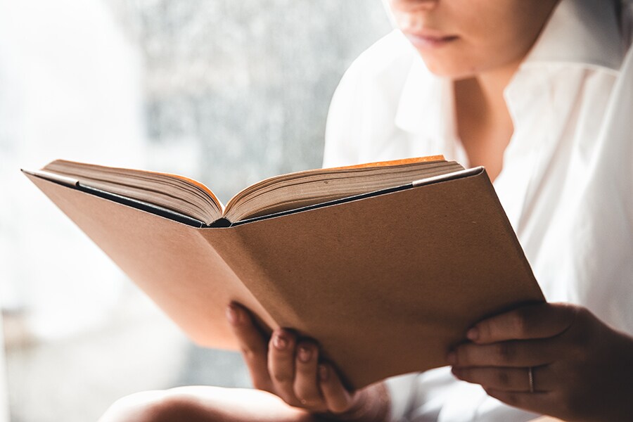 reading picture bg reading picture bg