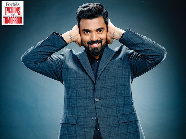 Image: Rahul Jhangiani Styling: Zunaili Malik Hair: Team Hakim Aalim (Leo)