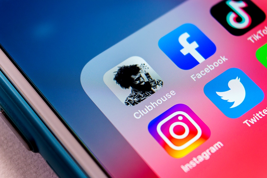 facebook_clubhouse_bg facebook_clubhouse_bg