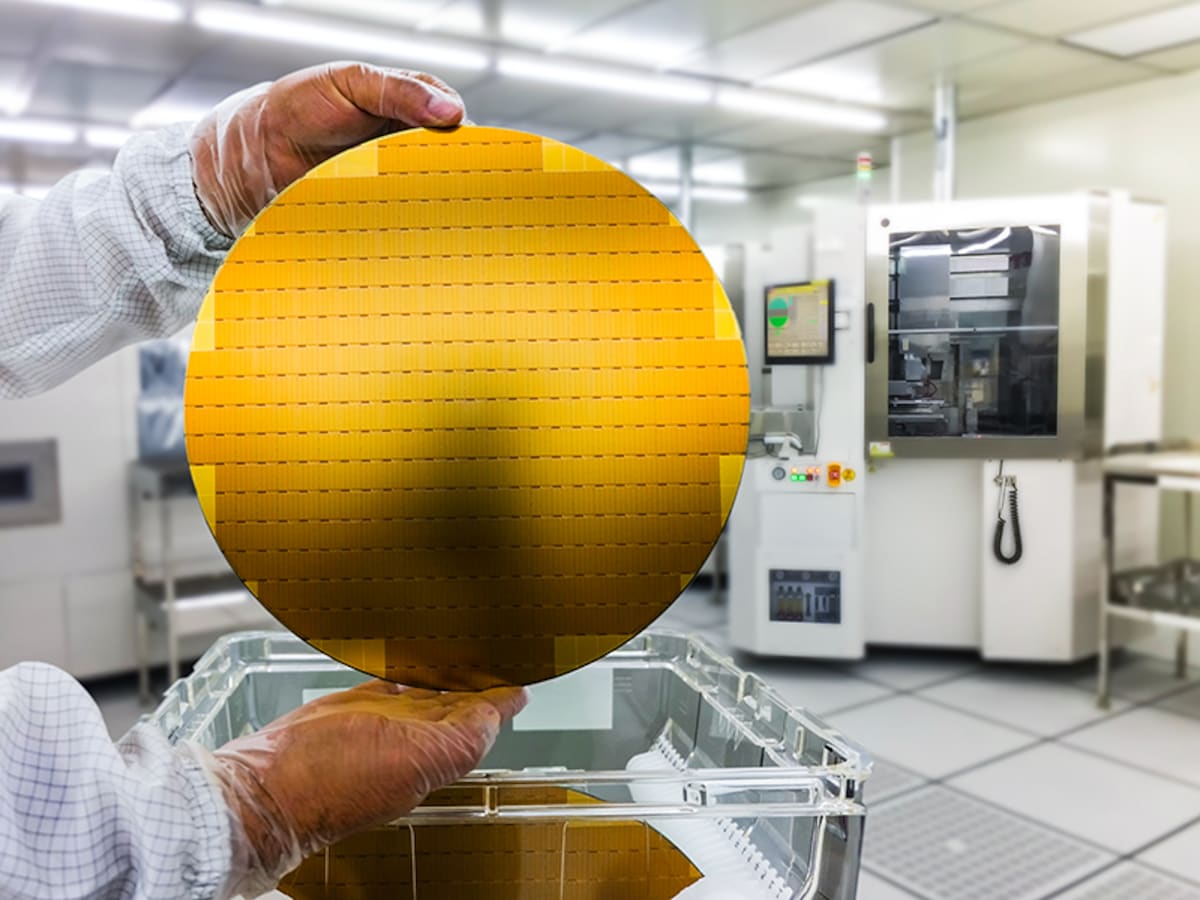 Technology: Diversification away from Taiwan chipmakers is necessary