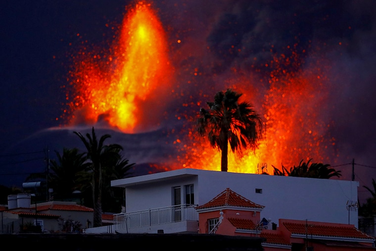 The Cumbre Vieja volcano continues to erupt, as seen from El Paso, on the Canary Island of La Palma, Spain, October 25, 2021.