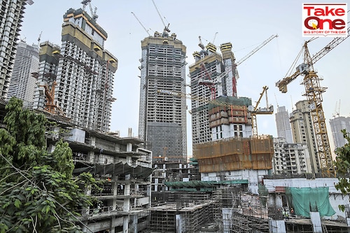 In Mumbai, noise barriers are mandated under the Development Control Rules at all new flyovers, to protect residents from traffic noise. Similar barriers can be used at construction sites too.  However, BMC building permissions are given without mitigation measures even though protecting health and environment are primary responsibilities of Government.
Image: Dhiraj Singh/Bloomberg via Getty Images In Mumbai, noise barriers are mandated under the Development Control Rules at all new flyovers, to protect residents from traffic noise. Similar barriers can be used at construction sites too.  However, BMC building permissions are given without mitigation measures even though protecting health and environment are primary responsibilities of Government.
Image: Dhiraj Singh/Bloomberg via Getty Images