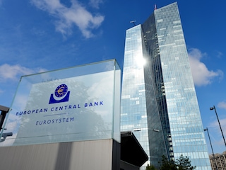 (Standing, L to R) Prakash Varmora, Pramod Varmora, Bhavesh Varmora, Ashok Patel, Jitu Patel (Sitting, L to R) Bharat Varmora, Vallabhbhai Varmora, Ramanbhai Varmora, Parshottambhai Varmora, Hiren Varmora, Manish Varmora