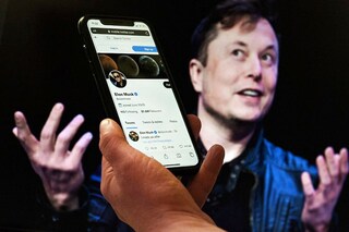 The court battle between Elon Musk and Twitter kicked off on July 19, 2022, as the social media firm tries to force the entrepreneur to honor their $44 billion buyout deal. The first hearing will center on Twitter"s push to set a trial date for as early as September in a case that has massive stakes for both parties. Image: Olivier Douliery/AFP 