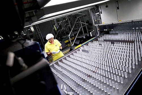 Quality controller Michaela Trebes inspects flacons on an assembly line at the German glass producer Heinz-Glas Group in Kleintettau, south Germany on August 3, 2022. Over 400 years, Heinz-Glas, one of the world"s biggest producers of glass perfume bottles, has seen off crises from the plague to world wars. But Germany"s current energy emergency strikes at the heart of its very existence. Image: Ronny Hartmann / AFP Quality controller Michaela Trebes inspects flacons on an assembly line at the German glass producer Heinz-Glas Group in Kleintettau, south Germany on August 3, 2022. Over 400 years, Heinz-Glas, one of the world"s biggest producers of glass perfume bottles, has seen off crises from the plague to world wars. But Germany"s current energy emergency strikes at the heart of its very existence. Image: Ronny Hartmann / AFP