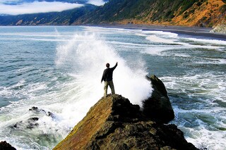 Some people seem to think it"s a good idea to reveal their secret beaches on social networks.
Image: Shutterstock