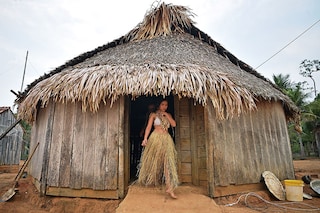 Amazon tribe go behind the camera in Nat Geo film "The Territory""
Image: Carl De Souza