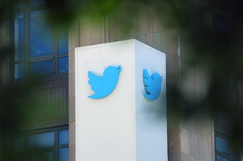 A sign outside the building housing the headquarters of Twitter in San Francisco on July 18, 2022. Twitter"s former head of security has accused the social media company and its executives of “extensive legal violations.â€ (Jim Wilson/The New York Times)