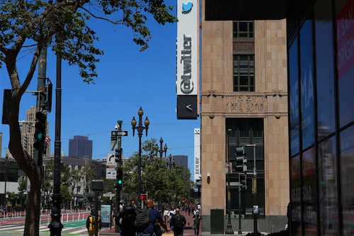 Outside Twitter’s headquarters in San Francisco, July 18, 2022. Executives at Twitter pushed back on Wednesday, Aug. 24, against what they said was a “false†narrative being created around a former executive’s allegations about the company’s security practices. (Jim Wilson/The New York Times) Outside Twitter’s headquarters in San Francisco, July 18, 2022. Executives at Twitter pushed back on Wednesday, Aug. 24, against what they said was a “false†narrative being created around a former executive’s allegations about the company’s security practices. (Jim Wilson/The New York Times)