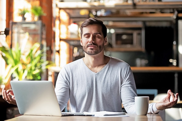 Are "quiet quitters" merely trying to draw boundaries in pursuit of a reasonable work-life balance? Image: Shutterstock