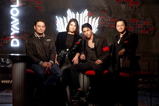 (l to R)-Kartikeya Sharma, President - AB InBev, Leti Blagoeva, Aryan Khan and Bunty Singh