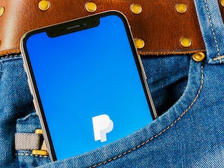 (l to R)-Kartikeya Sharma, President - AB InBev, Leti Blagoeva, Aryan Khan and Bunty Singh