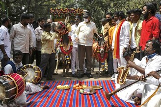 Kannada activist Vattal Nagraj (c) along with supporters symbolically solemnise the marriage of two donkeys on the occasion of Valentine"s Day in Bangalore on February 14, 2022. This bizarre event by the activist is to urge anti-Valentine"s Day activists to not oppose lovers and their Valentine"s Day celebrations.