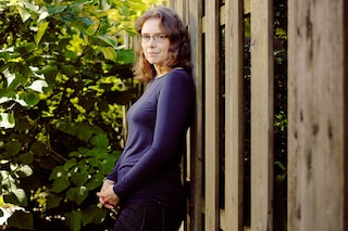 Madeline Miller, who saw her book, “The Song of Achilles,†a love story between two young men, sell two million copies after taking off on TikTok, in Merion Station, Pa. on June 29, 2022. #BookTok, where enthusiastic readers share reading recommendations, has gone from being a novelty to becoming an anchor in the publishing industry and a dominant driver of fiction sales. Image: Christopher Leaman/The New York Times