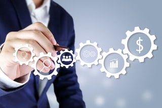 Experts that Storyboard18 spoke to share that as marketing becomes more customer-centric, the skill sets in demand include analytics, data, statistics, and systems thinking. Image: Shutterstock