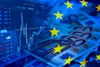 Global stocks fell Wednesday and the euro dipped below $1.00 for the first time in nearly 20 years. Image: Shutterstock