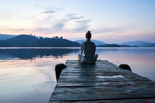 The relationship between happiness and our sense of meaning can change depending on our financial situation.
Image: Shutterstock The relationship between happiness and our sense of meaning can change depending on our financial situation.
Image: Shutterstock