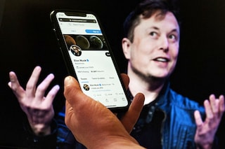 Here"s a closer look at the complications around bot accounts, and how they would be key in deciding the case. Image: Olivier DOULIERY / AFP