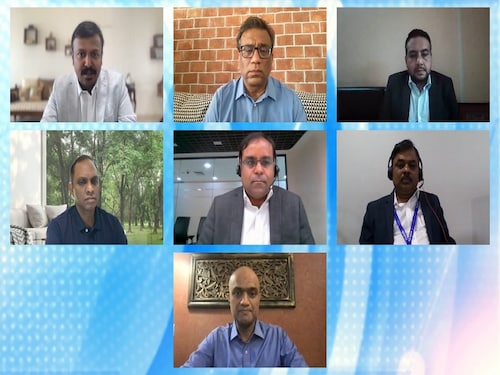 The US government set out to support consumers and jolt the economy when it issued federal stimulus checks during the early months of the COVID-19 pandemic. But actually, that money helped propel questionable investments in “meme stocks
Image: Shutterstock The US government set out to support consumers and jolt the economy when it issued federal stimulus checks during the early months of the COVID-19 pandemic. But actually, that money helped propel questionable investments in “meme stocks
Image: Shutterstock