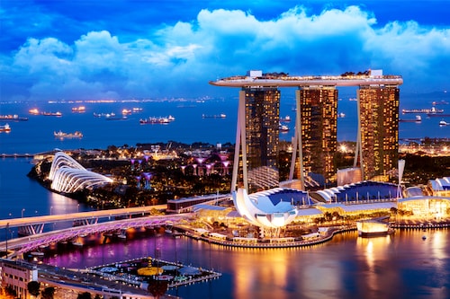 Sotheby"s hopes to capitalize on Singapore"s status when staging its modern and contemporary art auction there on August 28.
Image: JKboy Jatenipat / Shutterstock