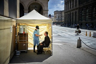 Around five percent of people who have had Covid-19 develop long-lasting problems with their sense of smell or taste, a large study said Thursday, potentially contributing to the burden of long Covid.&nbspPhoto by Kiran Ridley/Getty Images