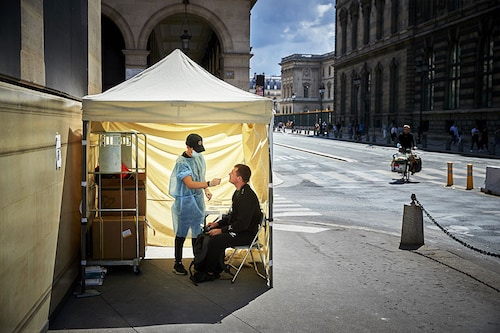 Around five percent of people who have had Covid-19 develop long-lasting problems with their sense of smell or taste, a large study said Thursday, potentially contributing to the burden of long Covid.&nbspPhoto by Kiran Ridley/Getty Images