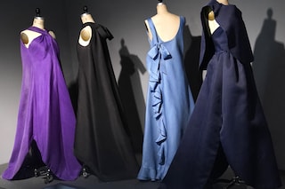 In New York, the Fashion Institute of Technology (FIT) museum showcases the construction methods and expert craftsmanship of Dior and Balenciaga.
Image: Timothy A. Clary/ AFP