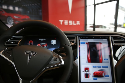 About 830,000 Tesla cars in the United States are equipped with Autopilot or the company’s other driver-assistance technologies — offering one explanation why Tesla vehicles accounted for nearly 70% of the reported crashes in the data released Wednesday.
Image: Spencer Platt/Getty Images