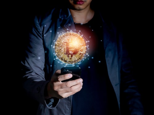 The "weird girl aesthetic" embodied here by the model and influencer, Bella Hadid.
Image: bellahadid / Instagram The "weird girl aesthetic" embodied here by the model and influencer, Bella Hadid.
Image: bellahadid / Instagram