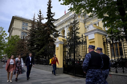 A view of the Russian Central Bank headquarters in downtown Moscow on May 26, 2022. Russia"s currency has surged in value despite the conflict in Ukraine.
Image: Natalia Kolesnikova /AFP via Getty Images