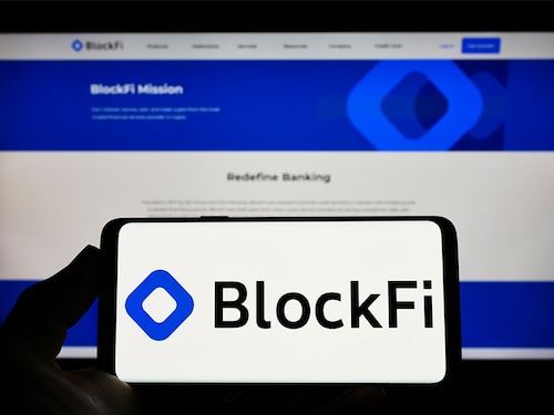 A satellite image shows destroyed buildings, probable Pantsir air defense vehicles and a destroyed helicopter in Snake Island, Ukraine May, 2022. Satellite image 2022 Maxar Technologies/Handout via REUTERS A satellite image shows destroyed buildings, probable Pantsir air defense vehicles and a destroyed helicopter in Snake Island, Ukraine May, 2022. Satellite image 2022 Maxar Technologies/Handout via REUTERS