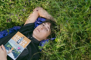 Maia Kobabe, the author of the graphic novel and memoir “Gender Queer,â€ in Santa Rosa, Calif., April 25, 2022. The book about coming out nonbinary has landed the author at the center of a battle over which books belong in schools, and who gets to make that decision. (Marissa Leshnov/The New York Times)