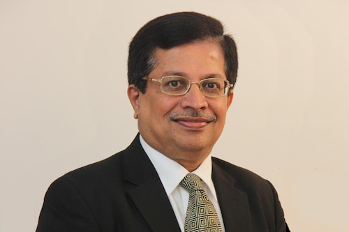 The composer and artist Raven Chacon, a member of the Navajo Nation, at Crow’s Shadow Institute for the Arts, in Pendleton, Ore., Feb. 17, 2019. Chacon’s “Voiceless Mass,†a work for ensemble and pipe organ that “evokes the weight of history in a church setting,†won the Pulitzer Prize in Music on Monday, May 9. (Credits: Celeste Noche/The New York Times) The composer and artist Raven Chacon, a member of the Navajo Nation, at Crow’s Shadow Institute for the Arts, in Pendleton, Ore., Feb. 17, 2019. Chacon’s “Voiceless Mass,†a work for ensemble and pipe organ that “evokes the weight of history in a church setting,†won the Pulitzer Prize in Music on Monday, May 9. (Credits: Celeste Noche/The New York Times)