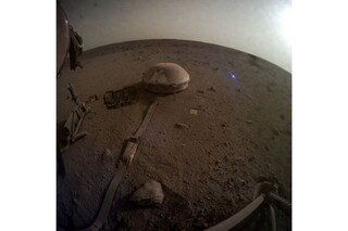 A photo provided by NASA and JPL-Caltech shows the area in front of the InSight Mars lander on Monday, May 16, 2022. The stationary robotic probe on Mars has been steadily growing weaker as dust accumulates on its solar panels. Image: NASA/JPL-Caltech via The New York Times