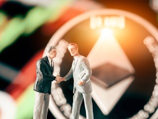 Managers must also recognise that AI tools, with their ability to dramatically shorten time to hire, have the potential of turning recruiting into an arms race. Image: Shutterstock